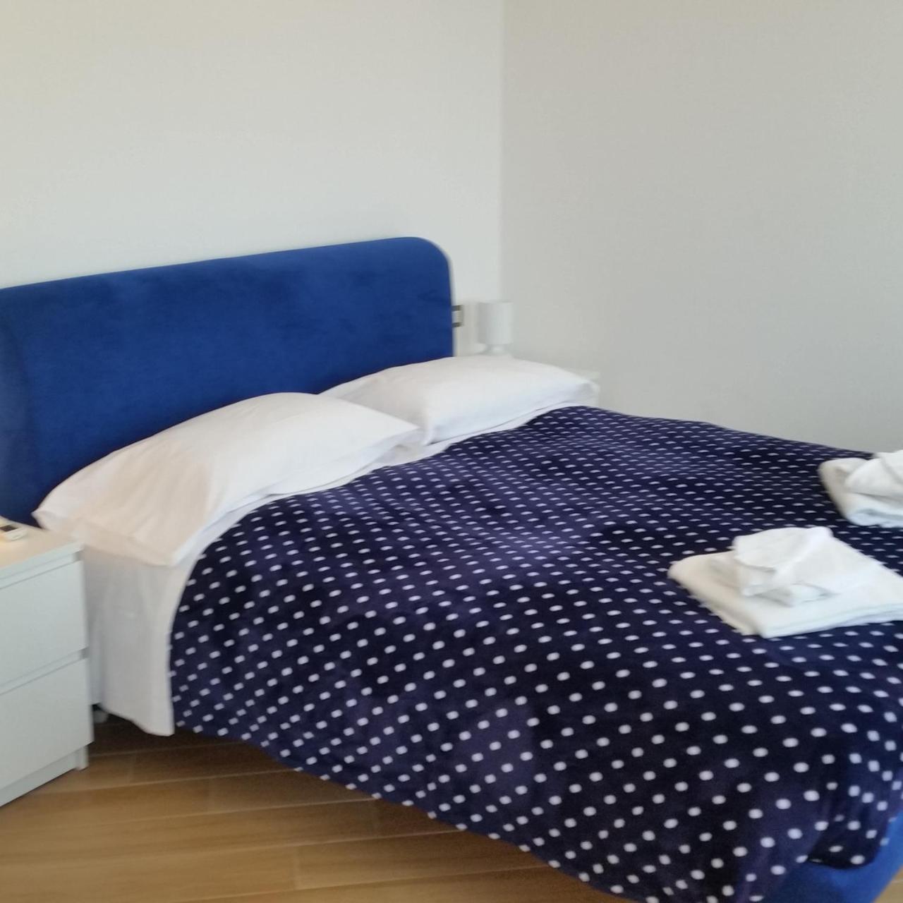 Stunning Seaview Apartment Monterosso al Mare Bagian luar foto
