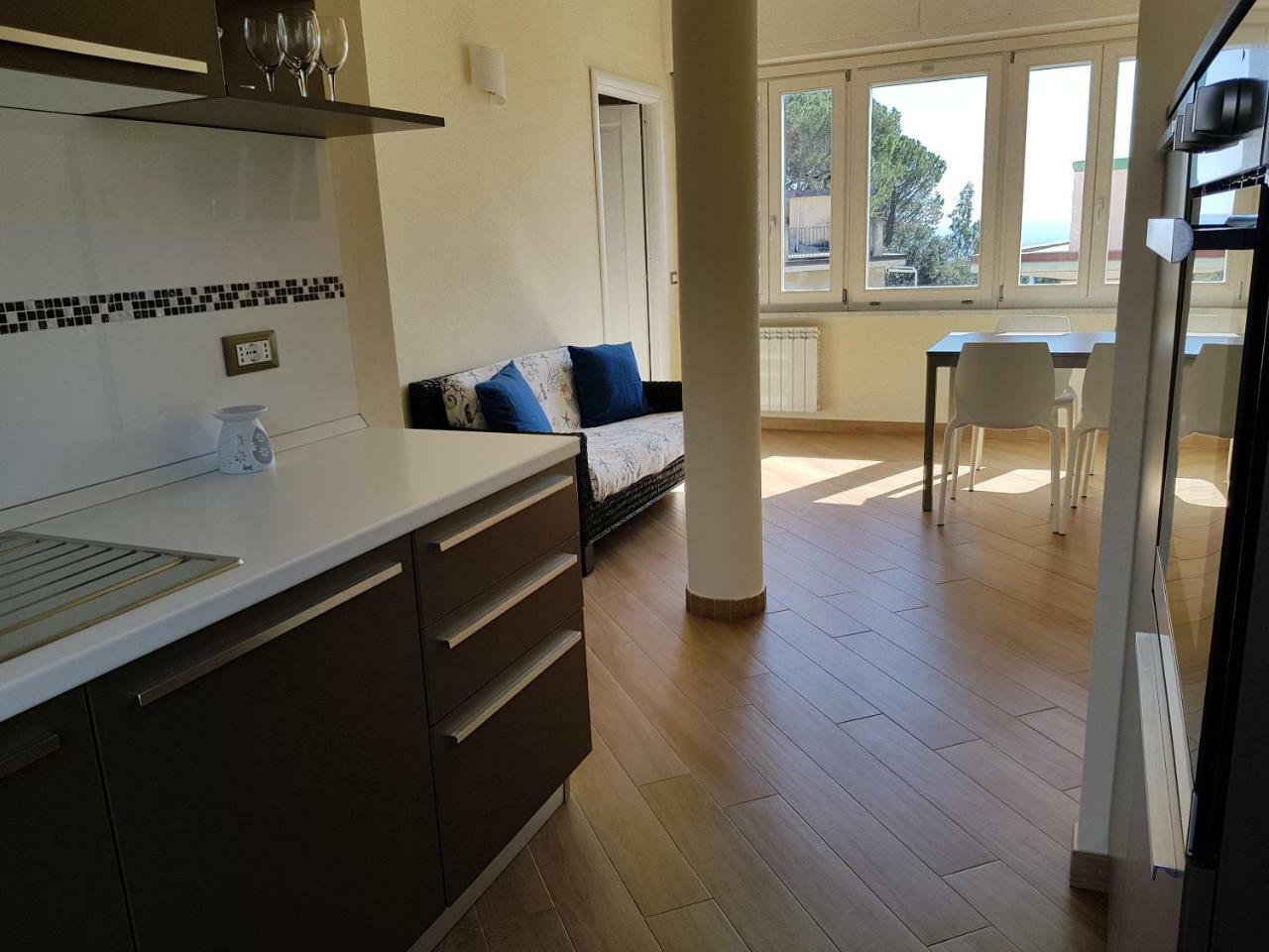 Stunning Seaview Apartment Monterosso al Mare Bagian luar foto